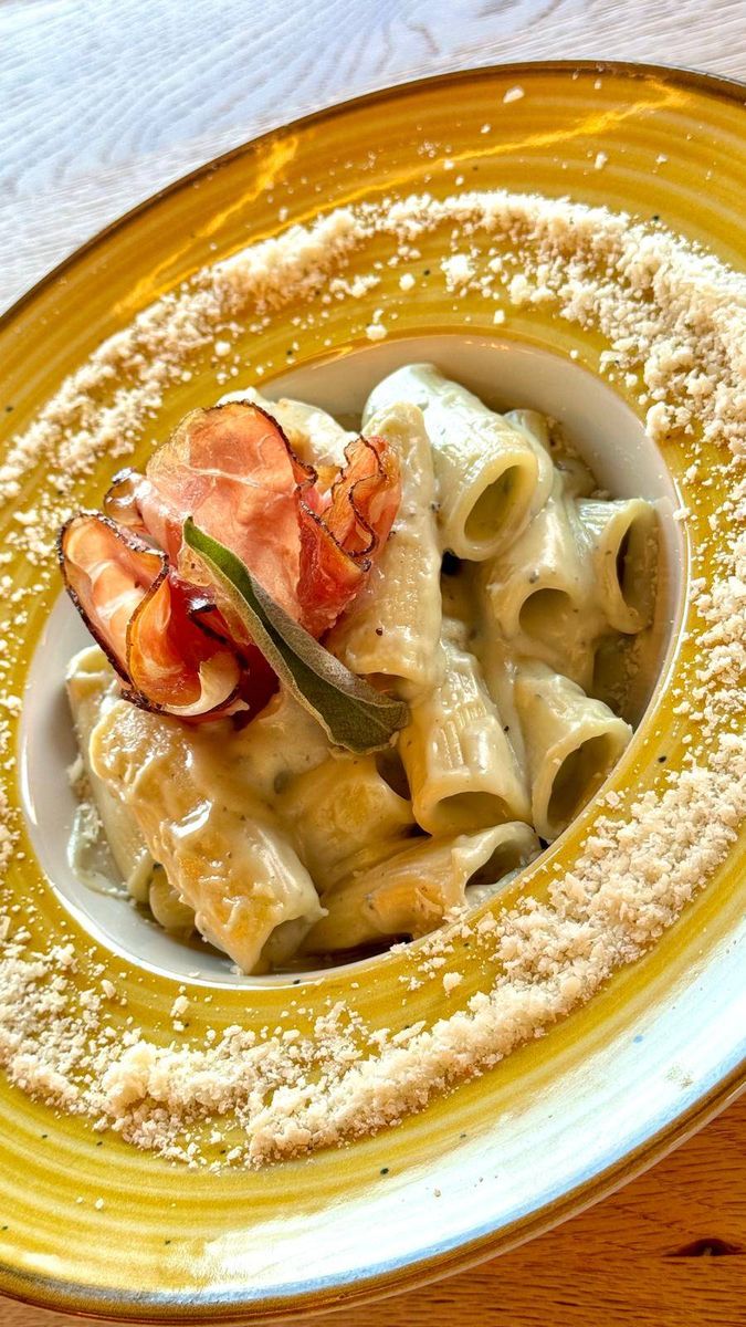 Paste quattro formaggi e speck
